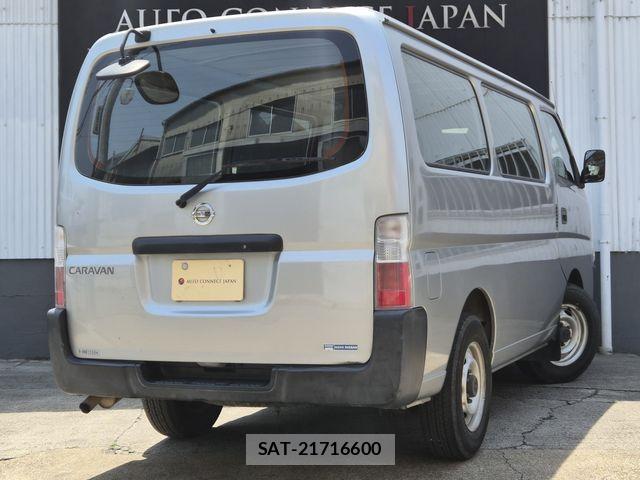 Nissan Caravan 2004-03 6670733-12