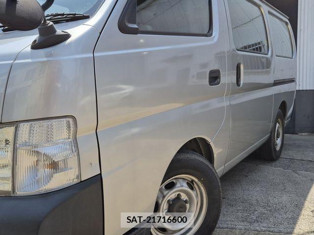 Nissan Caravan 2004-03 6670733-3
