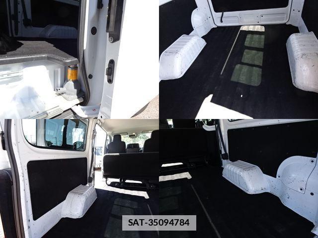 Nissan Caravan 2022-03 878030-12