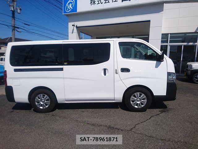 Nissan Caravan 2022-03 5861173-9