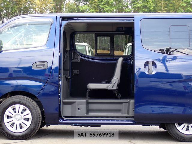 Nissan Caravan 2025-02 6670734-4