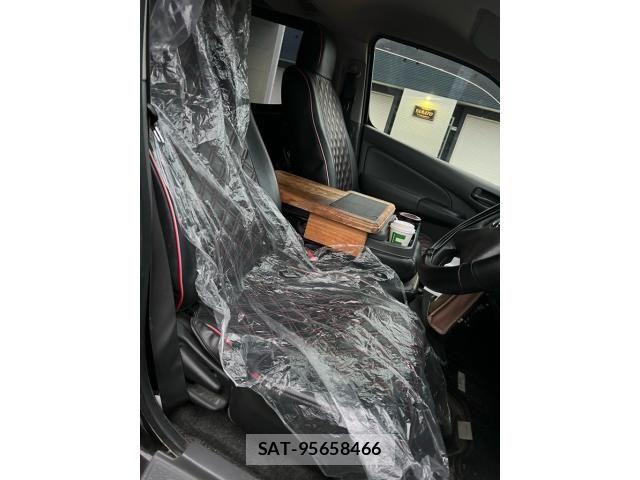 Nissan Caravan 2015-11 7250053-11