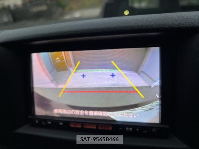 Nissan Caravan 2015-11 7250053-17