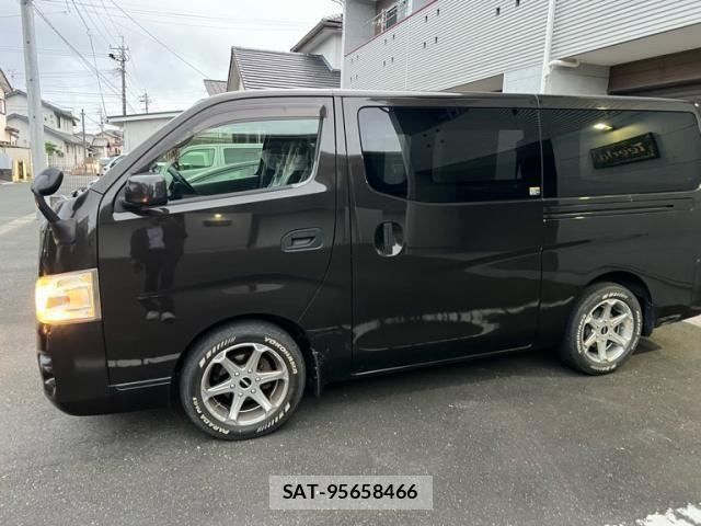 Nissan Caravan 2015-11 7250053-1