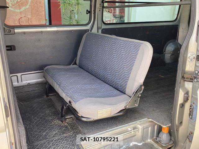 Nissan Caravan 2005-06 7326095-7