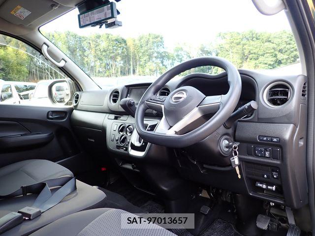 Nissan Caravan 2024-04 7615391-19