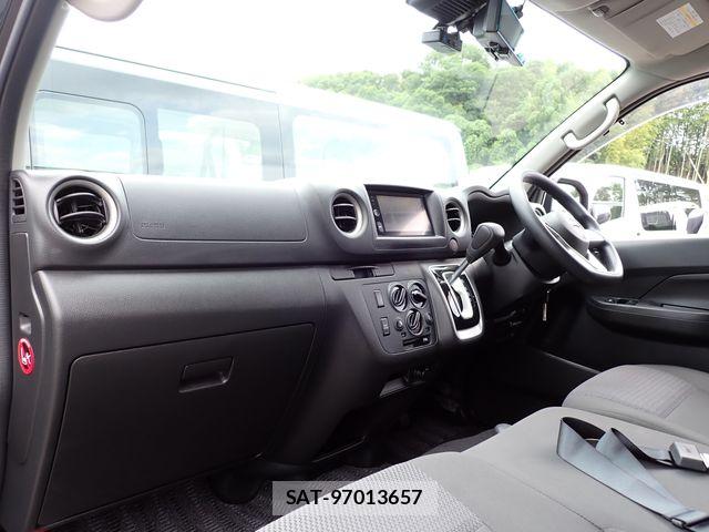 Nissan Caravan 2024-04 7615391-21