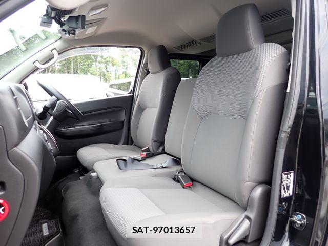 Nissan Caravan 2024-04 7615391-22