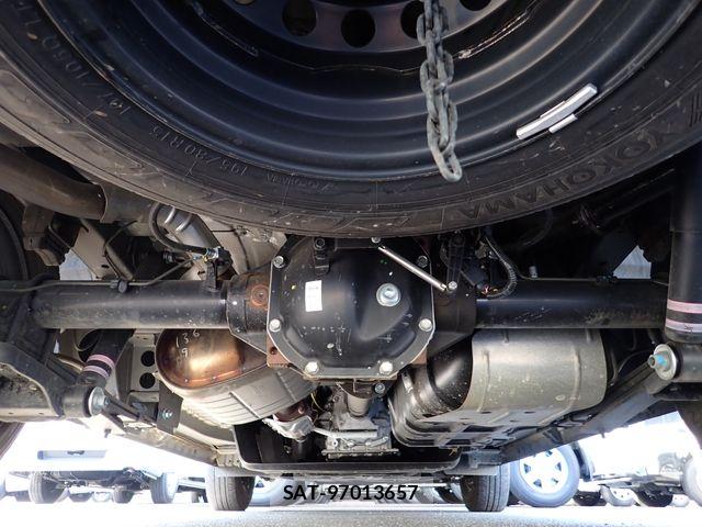 Nissan Caravan 2024-04 7615391-28