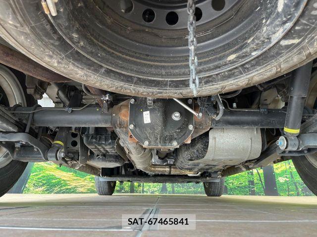 Nissan Caravan 2023-11 8158125-18