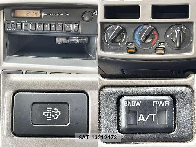 Nissan Caravan 2011-10 8411543-3