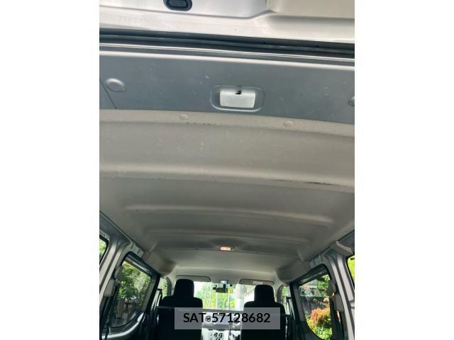 Nissan Caravan 2017-09 8411541-11