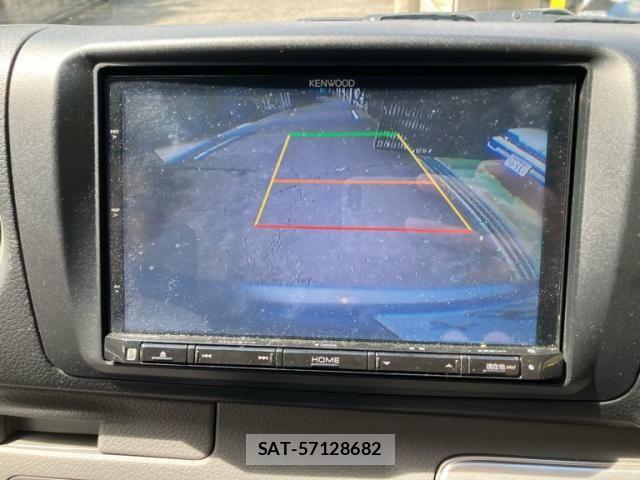 Nissan Caravan 2017-09 8411541-23