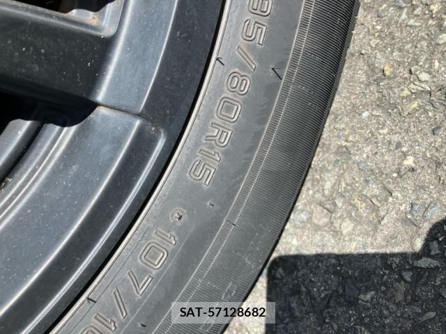 Nissan Caravan 2017-09 8411541-8
