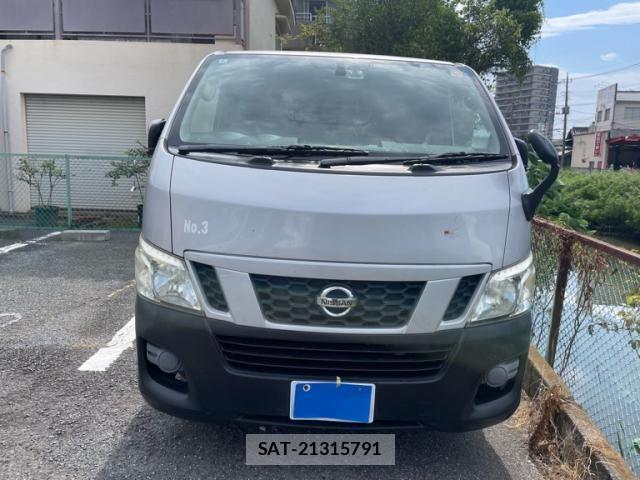 Nissan Caravan 2013-02 8626097-2