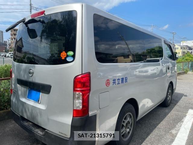 Nissan Caravan 2013-02 8626097-5