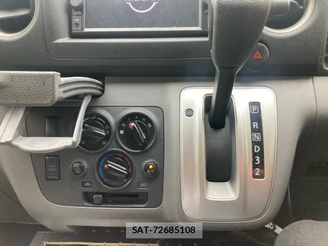 Nissan Caravan 2021-02 8828170-16