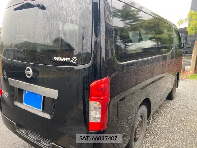Nissan Caravan 2013-12 8848422-4