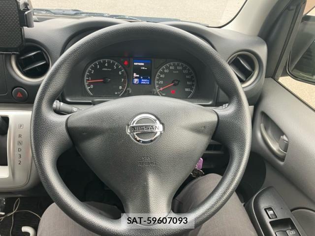 Nissan Caravan 2015-06 8879011-15