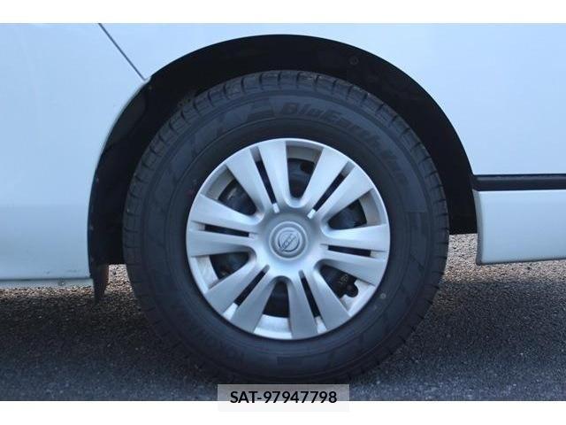 Nissan Caravan 2022-08 528613-13