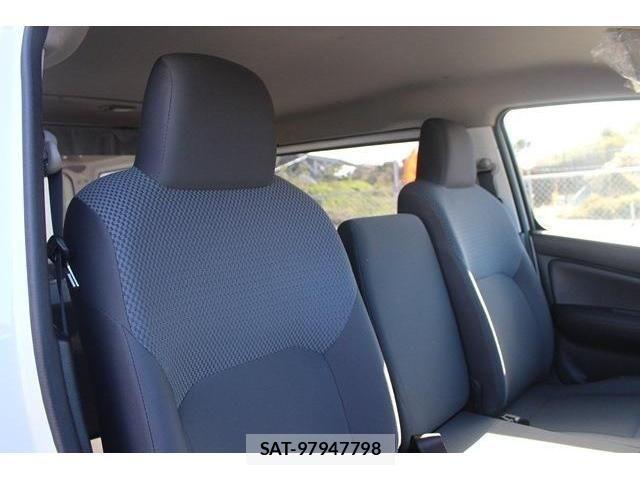Nissan Caravan 2022-08 528613-14