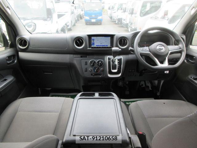 Nissan Caravan 2022-03 909125-9