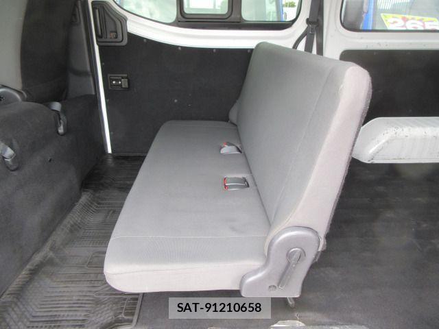 Nissan Caravan 2022-03 909125-14