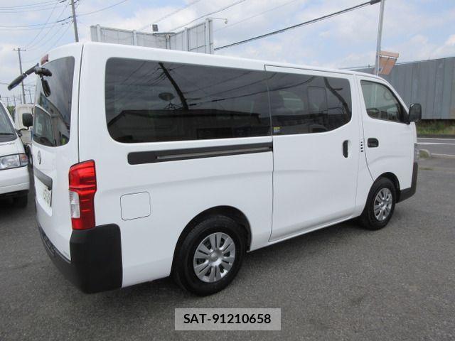 Nissan Caravan 2022-03 909125-7