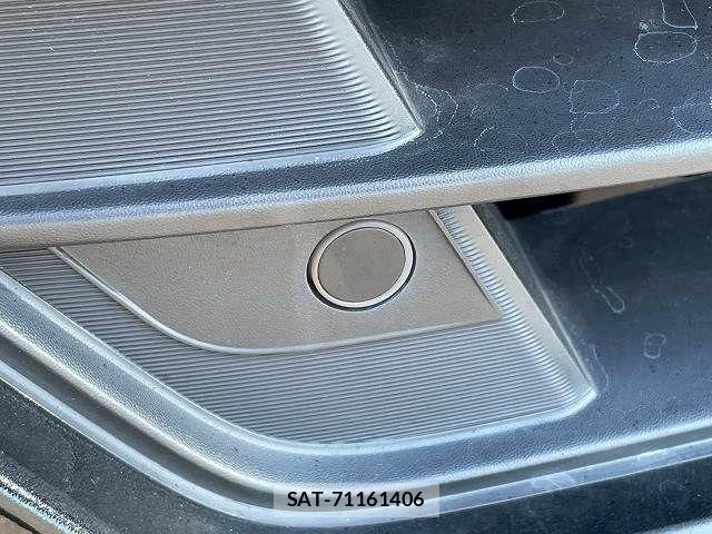 Nissan Caravan 2022-02 1101204-14