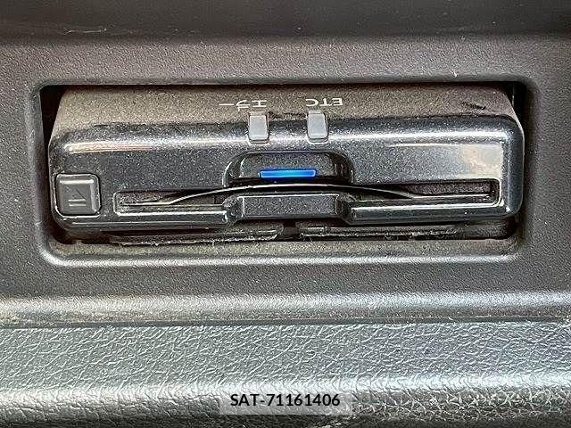 Nissan Caravan 2022-02 1101204-6