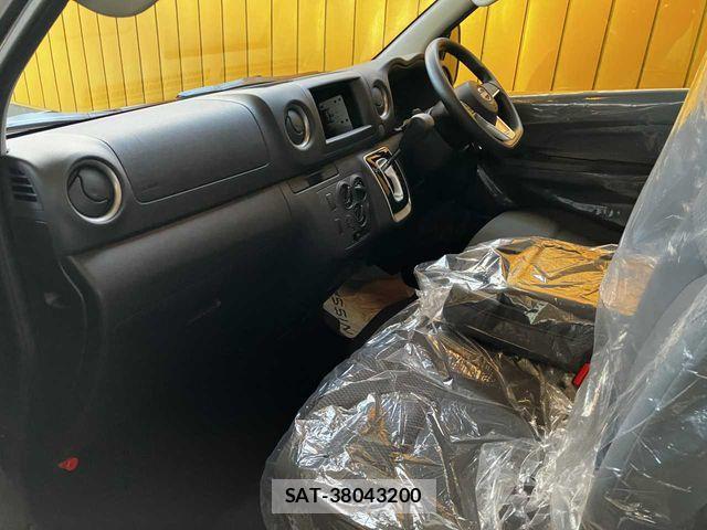 Nissan Caravan 2025-11 2246681-4
