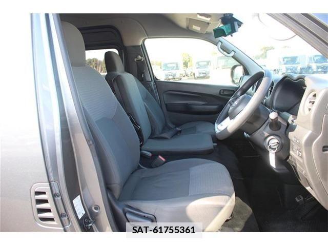 Nissan Caravan 2022-12 2661218-13