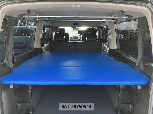 Nissan Caravan 2022-09 3662798-19
