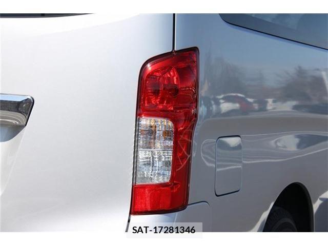 Nissan Caravan 2022-11 4588560-13