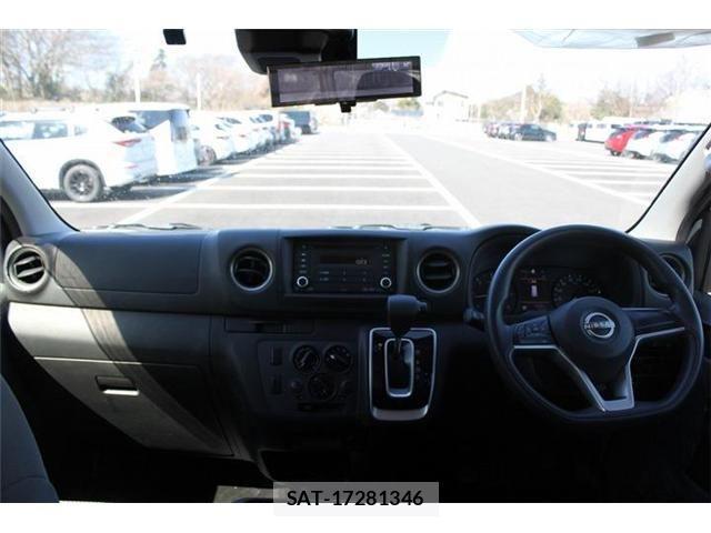 Nissan Caravan 2022-11 4588560-17