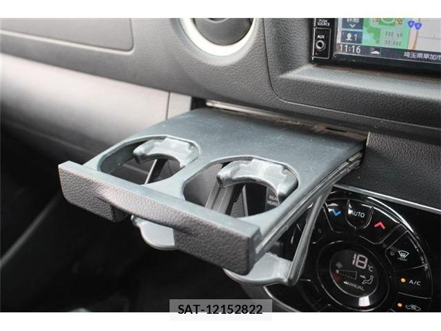 Nissan Caravan 2022-02 4933003-25