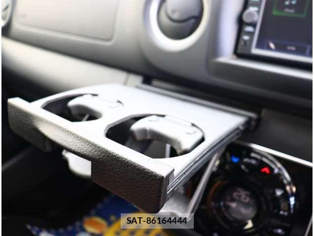 Nissan Caravan 2024-08 4932989-17