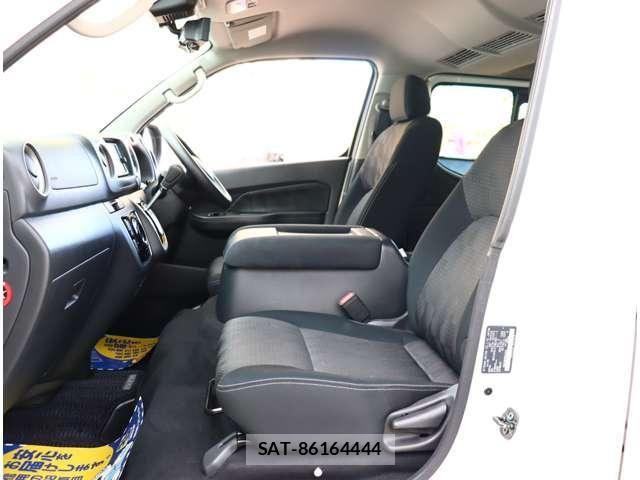 Nissan Caravan 2024-08 4932989-26