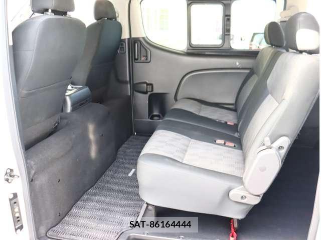 Nissan Caravan 2024-08 4932989-29