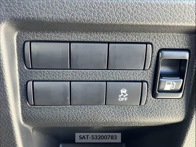 Nissan Caravan 2025-09 5861165-18