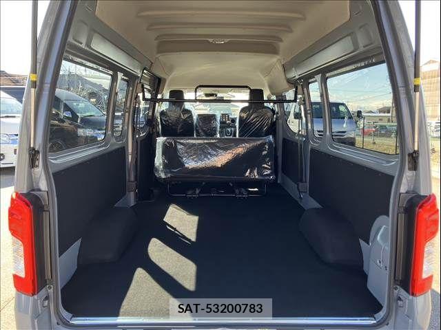 Nissan Caravan 2025-09 5861165-19