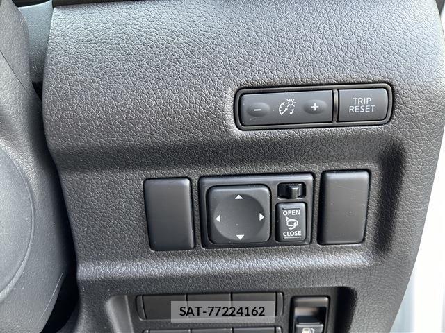 Nissan Caravan 2024-04 5861177-10