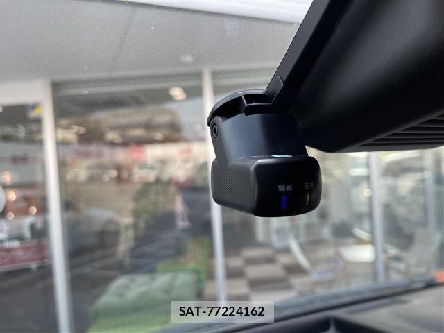 Nissan Caravan 2024-04 5861177-5
