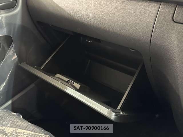 Nissan Caravan 2026-03 6242635-17