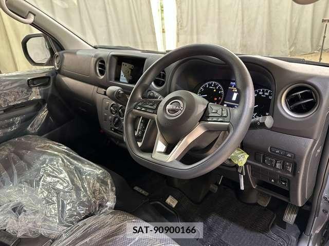 Nissan Caravan 2026-03 6242635-8