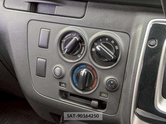 Nissan Caravan 2025-01 6303190-12