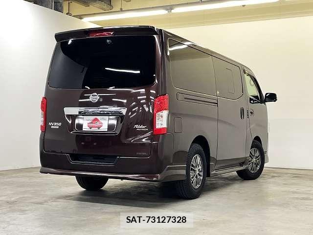 Nissan Caravan 2017-12 6495866-2