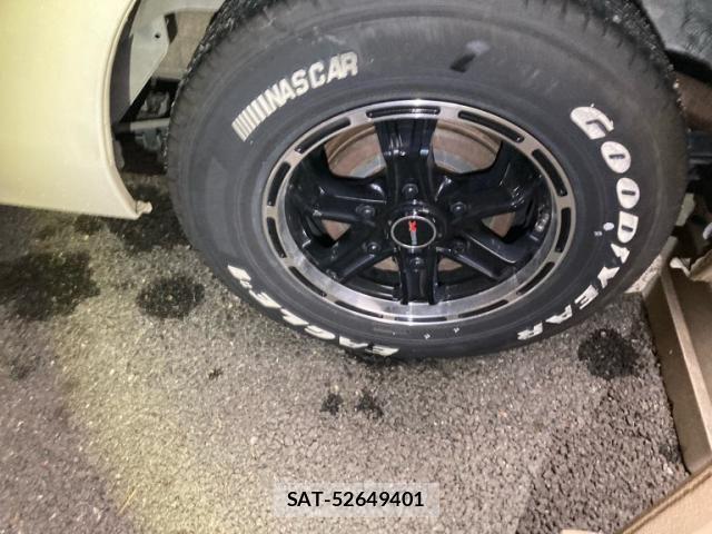 Nissan Caravan 2013-01 6610971-5