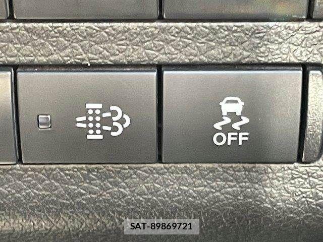Nissan Caravan 2023-02 6670736-11