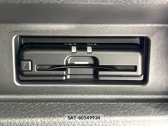 Nissan Caravan 2025-06 6750998-6